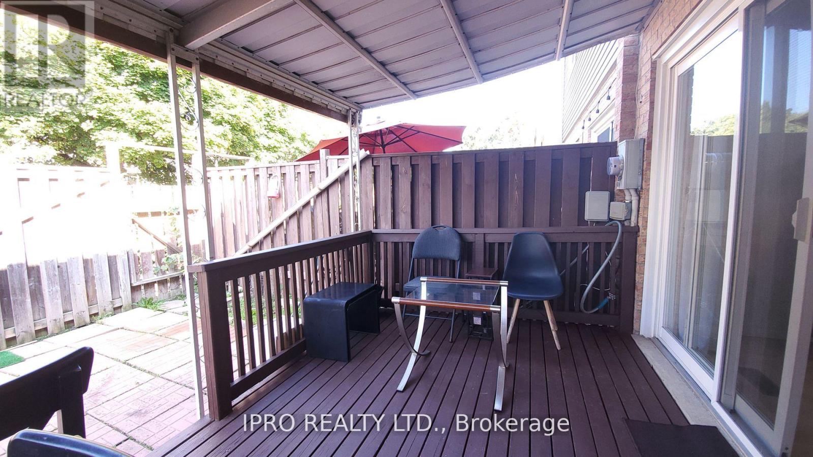 6 - 6 Carisbrooke Court, Brampton, Ontario  L6S 3K1 - Photo 10 - W12183062