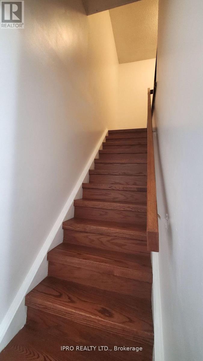 6 - 6 Carisbrooke Court, Brampton, Ontario  L6S 3K1 - Photo 13 - W12183062