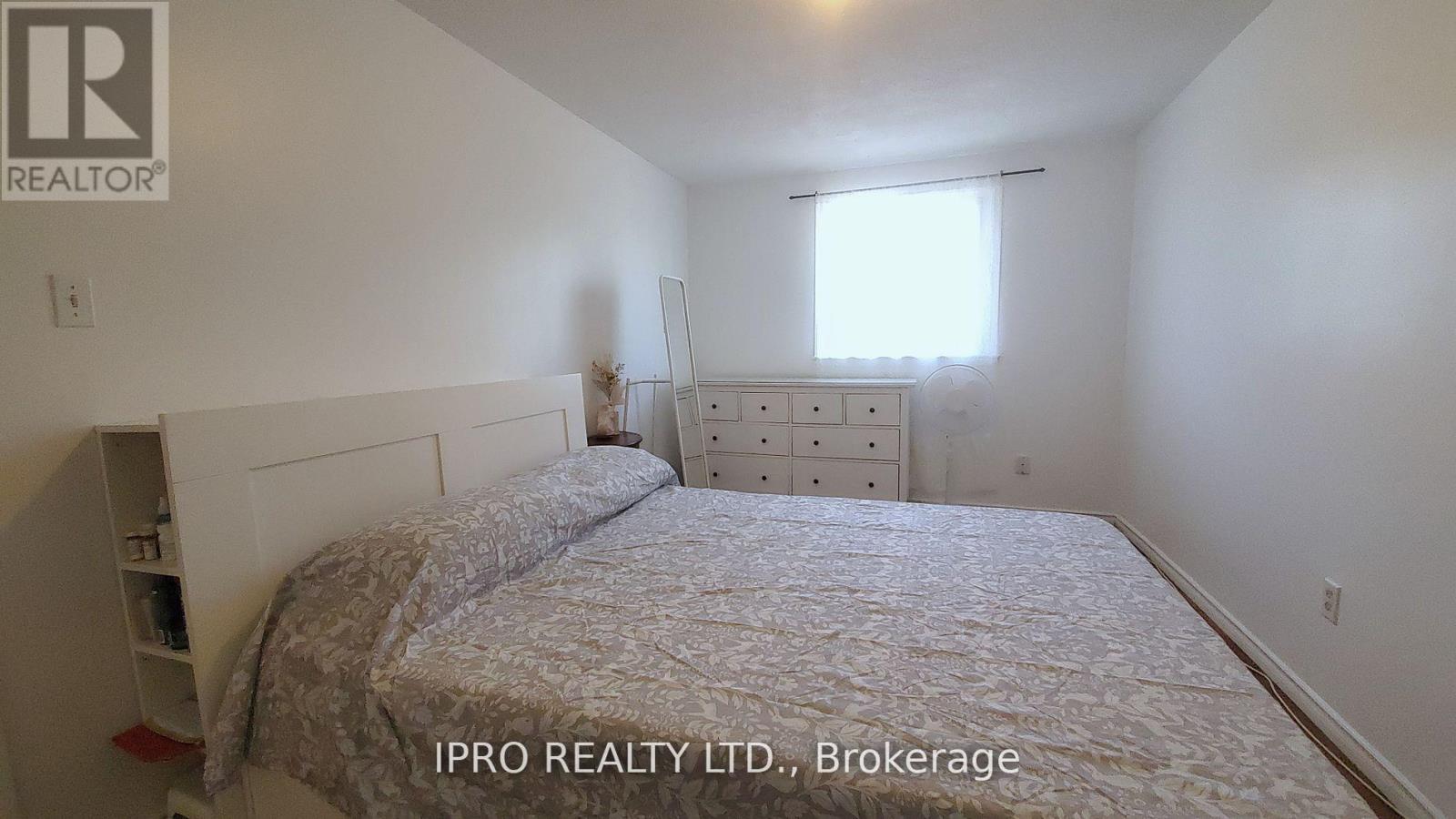 6 - 6 Carisbrooke Court, Brampton, Ontario  L6S 3K1 - Photo 17 - W12183062