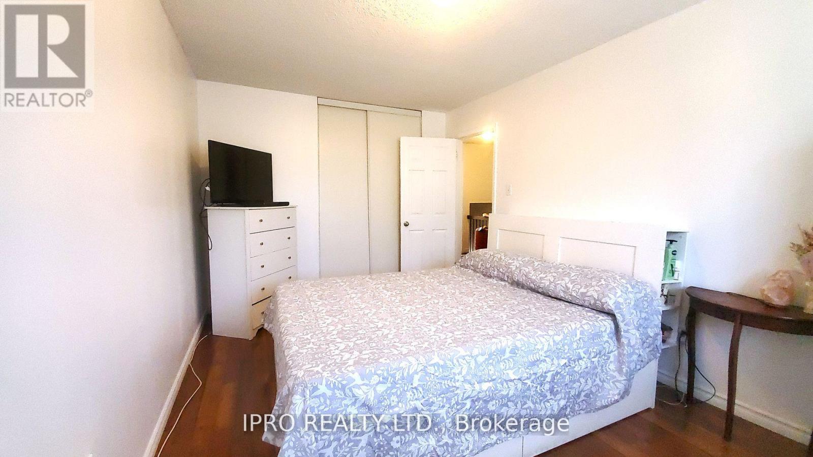6 - 6 Carisbrooke Court, Brampton, Ontario  L6S 3K1 - Photo 18 - W12183062