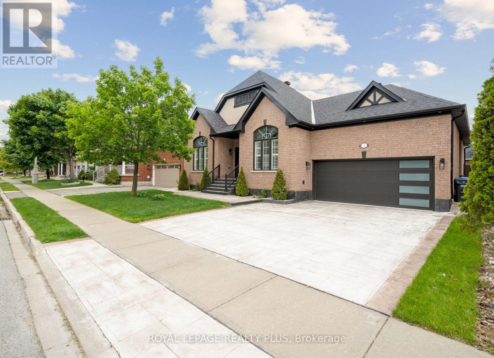 5 REDEARTH GATE, Brampton, Ontario