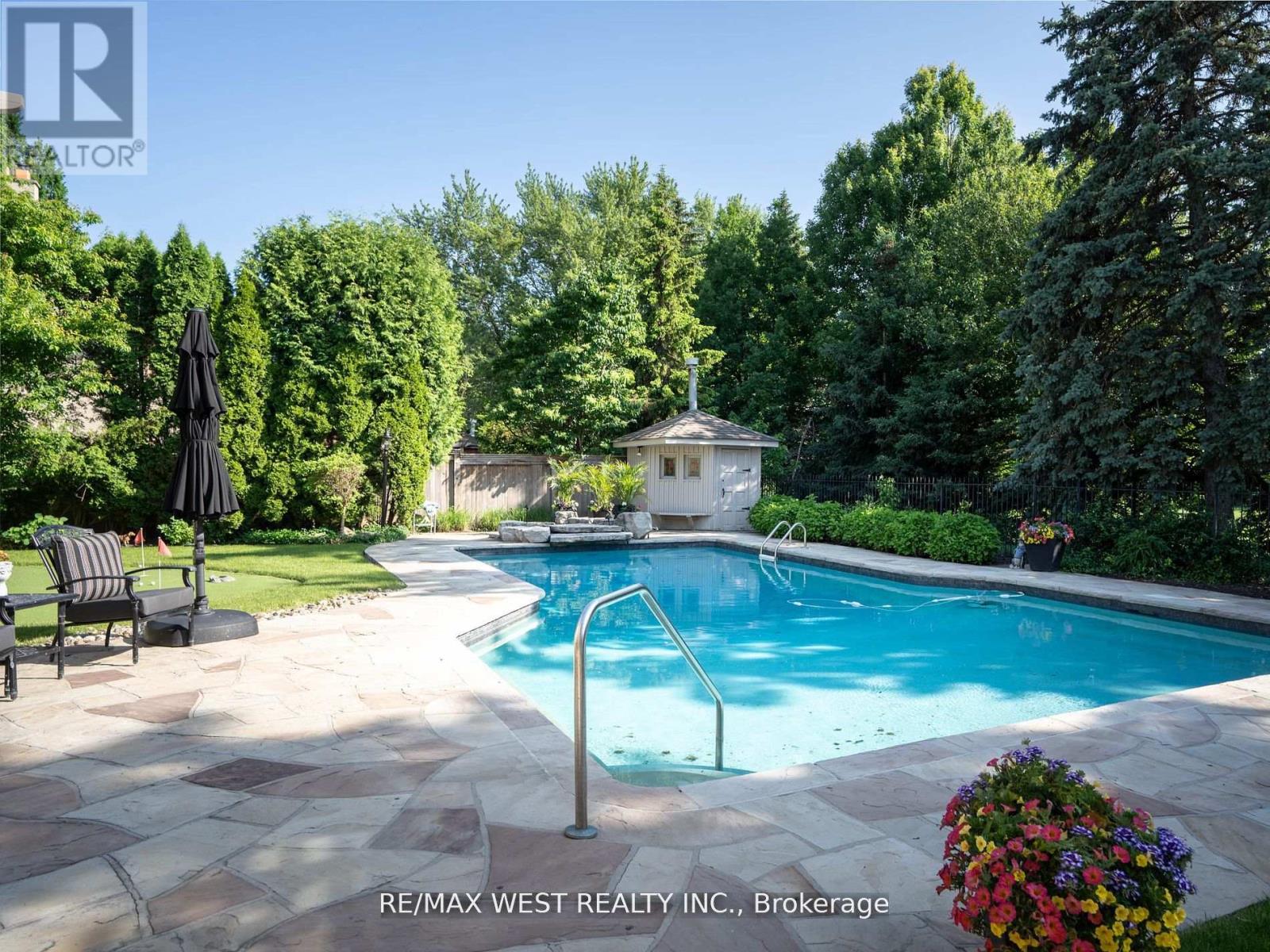 57 Edenvale Crescent, Toronto, Ontario  M9A 4A5 - Photo 31 - W12183078