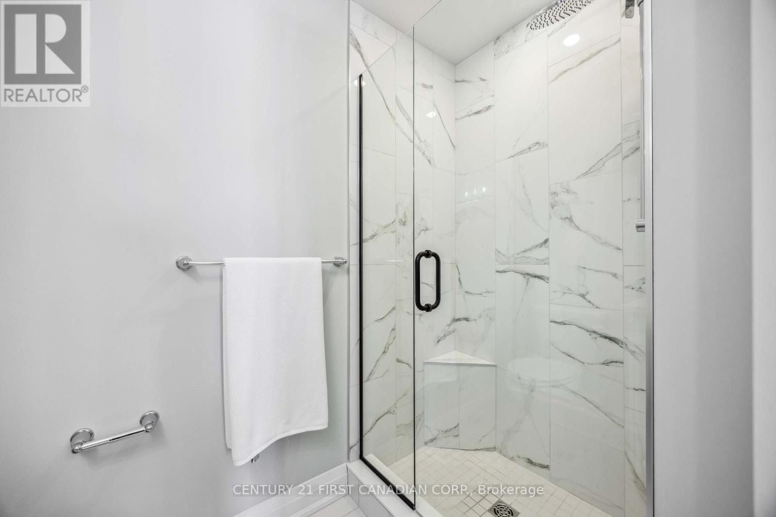 483 Huron Street, Plympton-Wyoming, Ontario  N0N 1T0 - Photo 27 - X11990032
