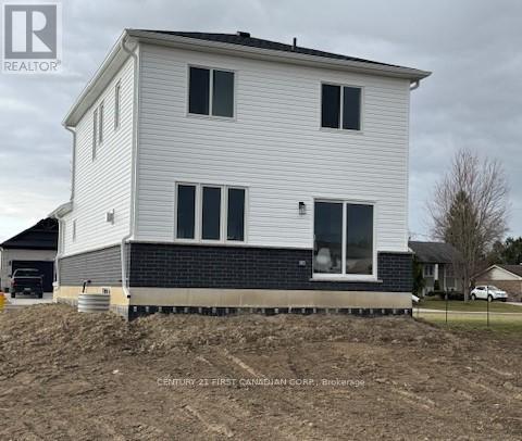 483 Huron Street, Plympton-Wyoming, Ontario  N0N 1T0 - Photo 34 - X11990032