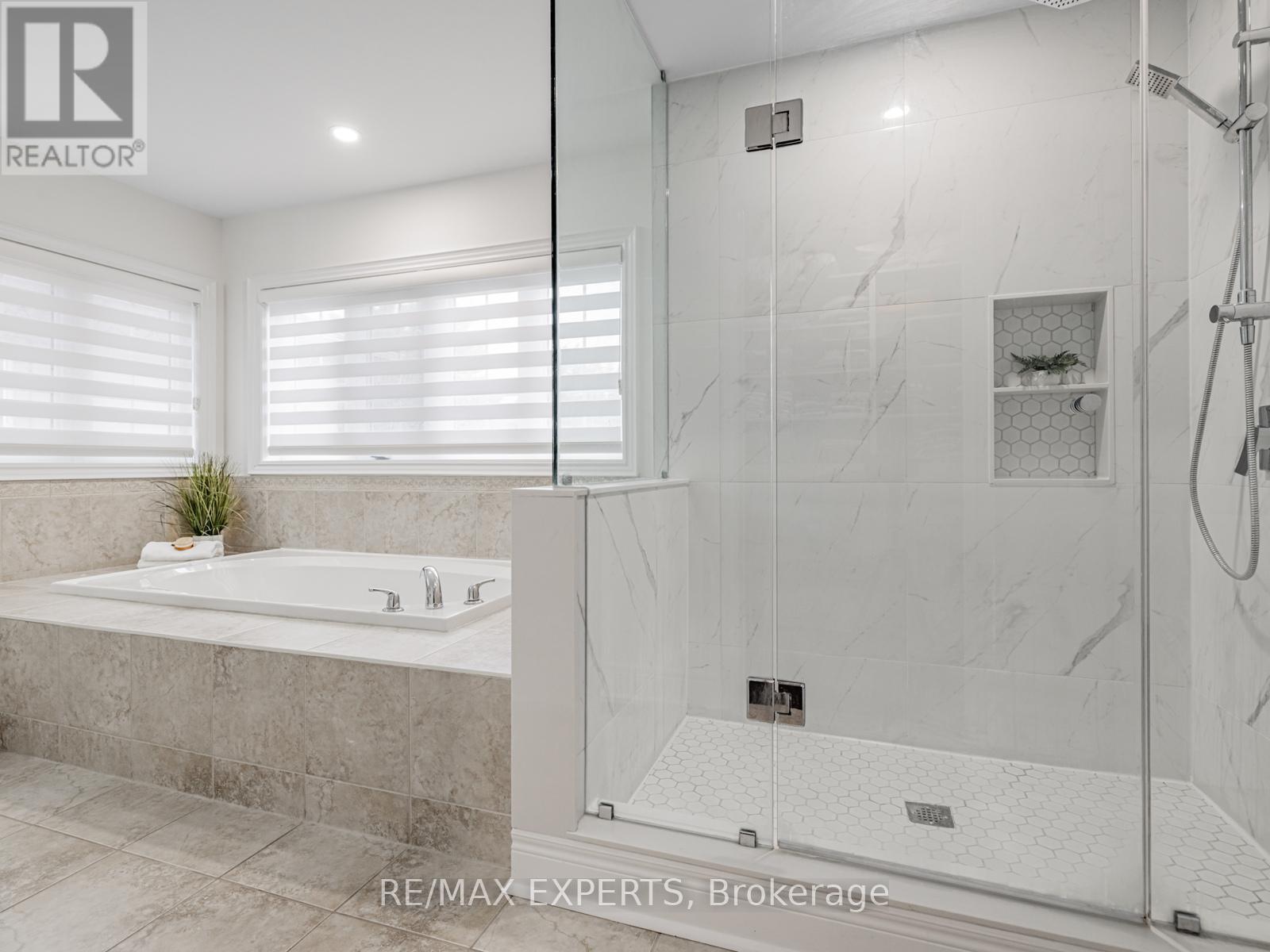 176 Sir Stevens Drive, Vaughan, Ontario  L6A 0G6 - Photo 20 - N12183121