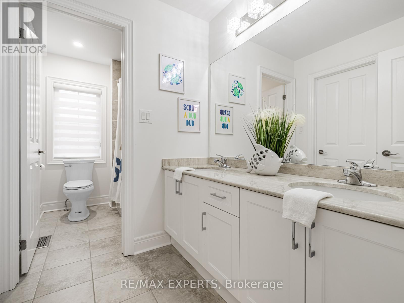 176 Sir Stevens Drive, Vaughan, Ontario  L6A 0G6 - Photo 26 - N12183121