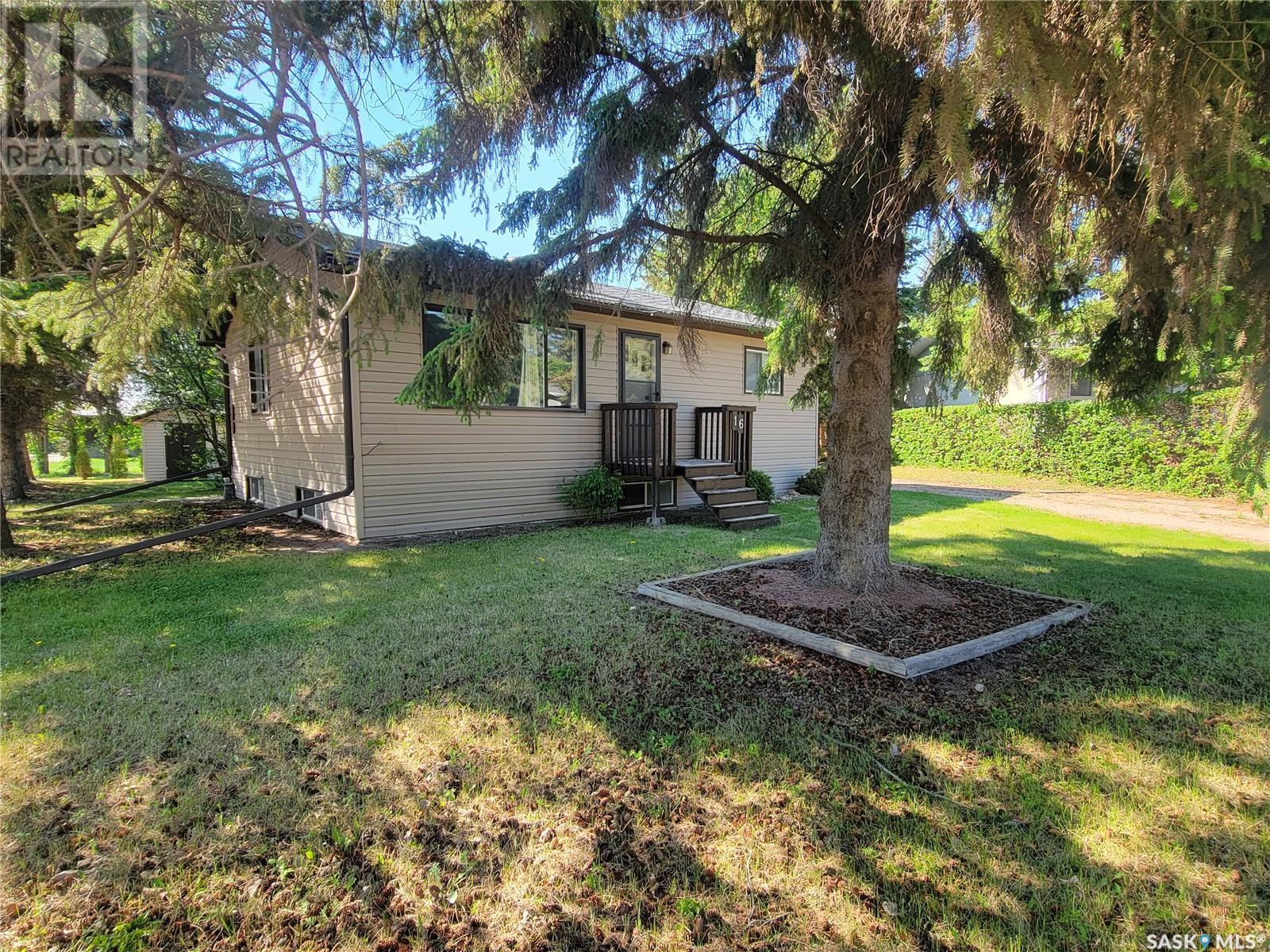 16 4th Avenue E, Neilburg, Saskatchewan  S0M 2C0 - Photo 22 - SK007629