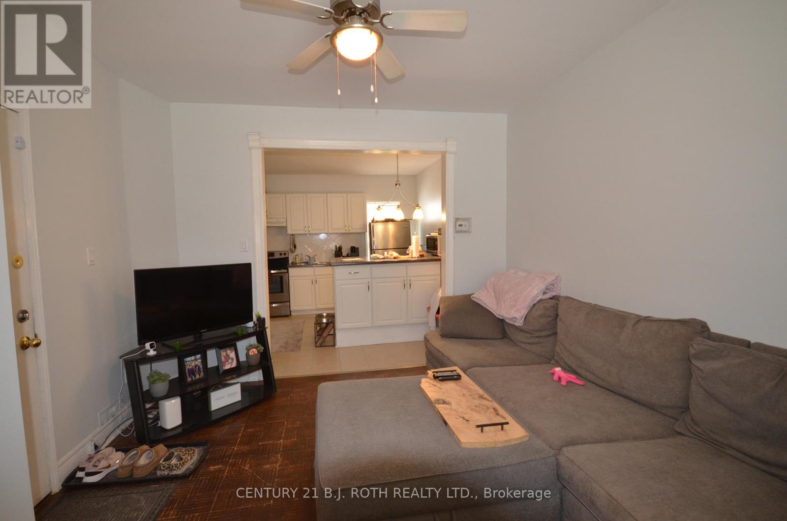 73 High Street, Barrie, Ontario  L4N 1W5 - Photo 9 - S12183098