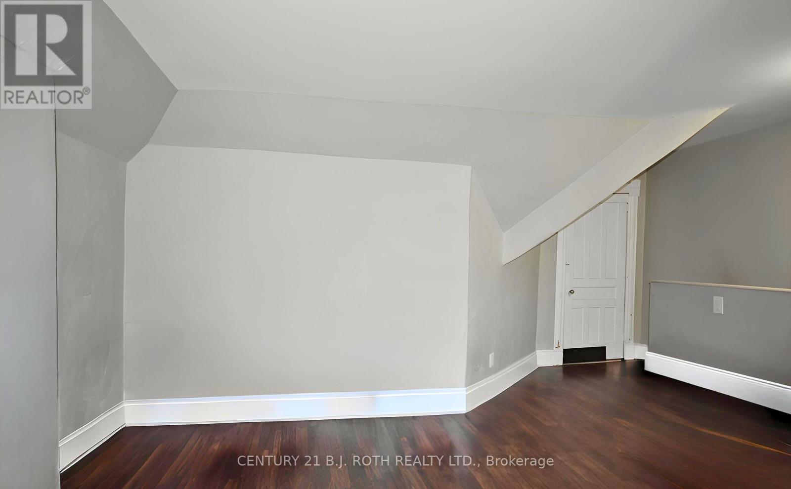 75 High Street, Barrie (City Centre), Ontario  L4N 1W5 - Photo 15 - S12183116