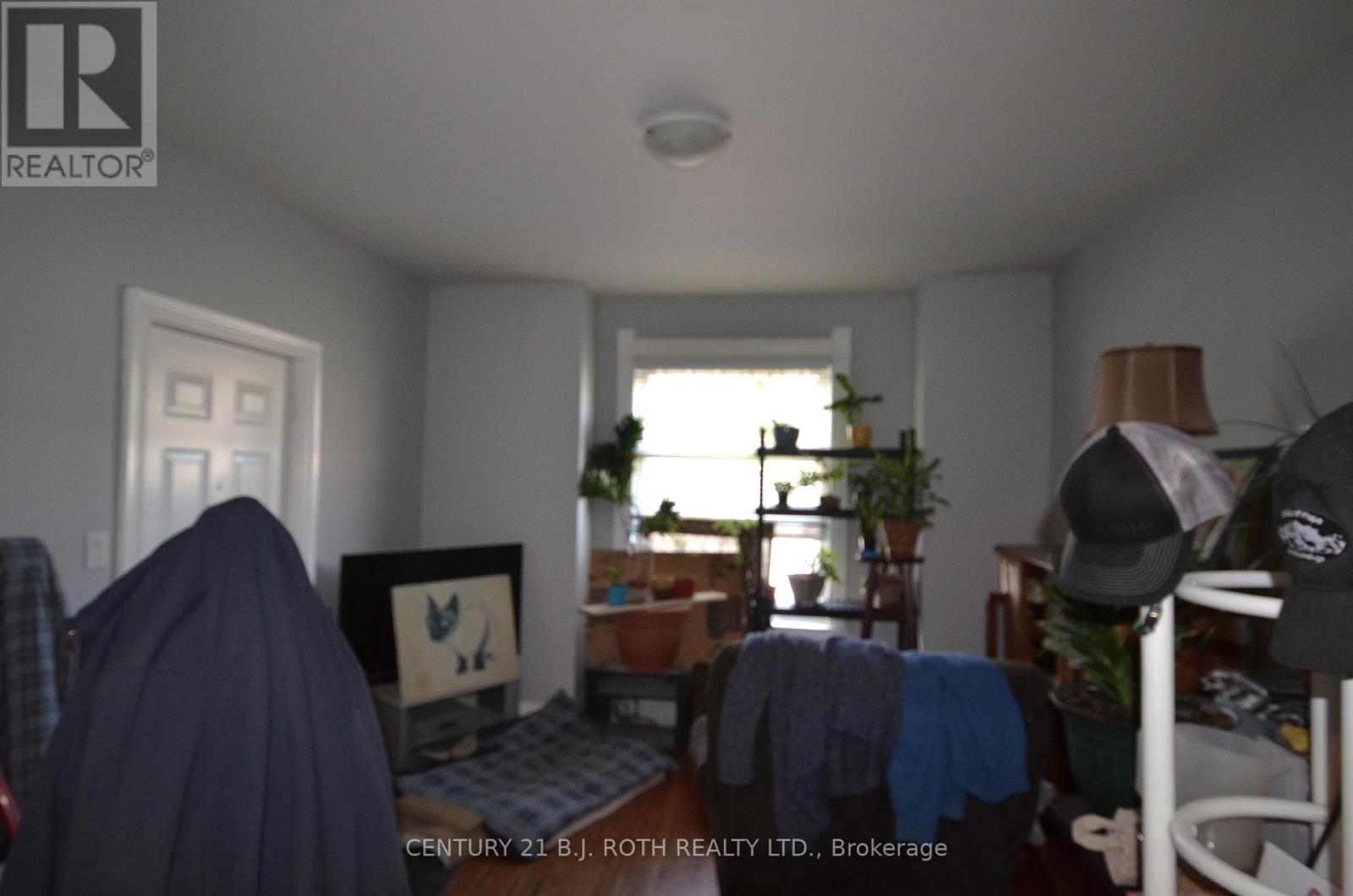 75 High Street, Barrie (City Centre), Ontario  L4N 1W5 - Photo 6 - S12183138