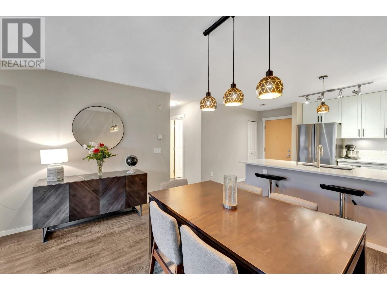 302 300 Klahanie Drive, Port Moody, British Columbia  V3H 5K8 - Photo 10 - R2985457