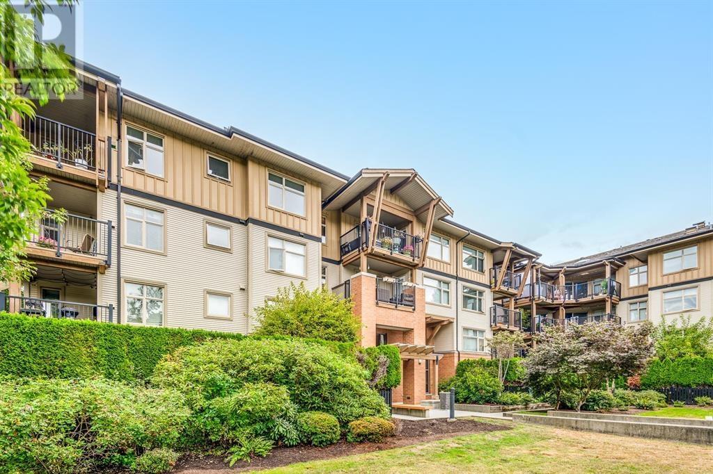 302 300 Klahanie Drive, Port Moody, British Columbia  V3H 5K8 - Photo 2 - R2985457
