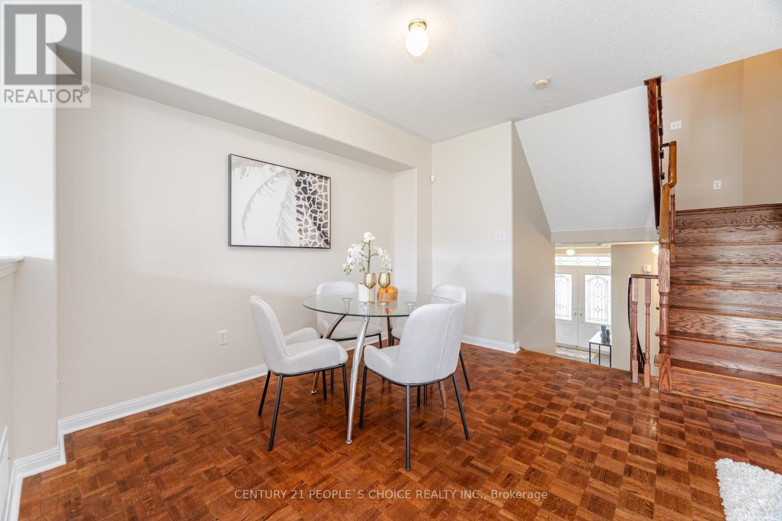 5951 Stonebriar Crescent, Mississauga, Ontario  L5V 2T8 - Photo 11 - W12183093