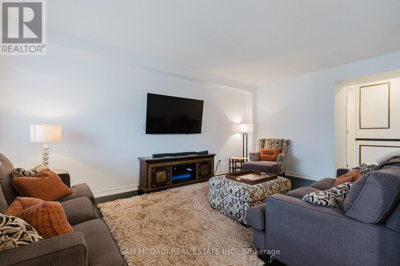 700 Serafini Crescent, Milton, Ontario  L9T 7P4 - Photo 12 - W12072202