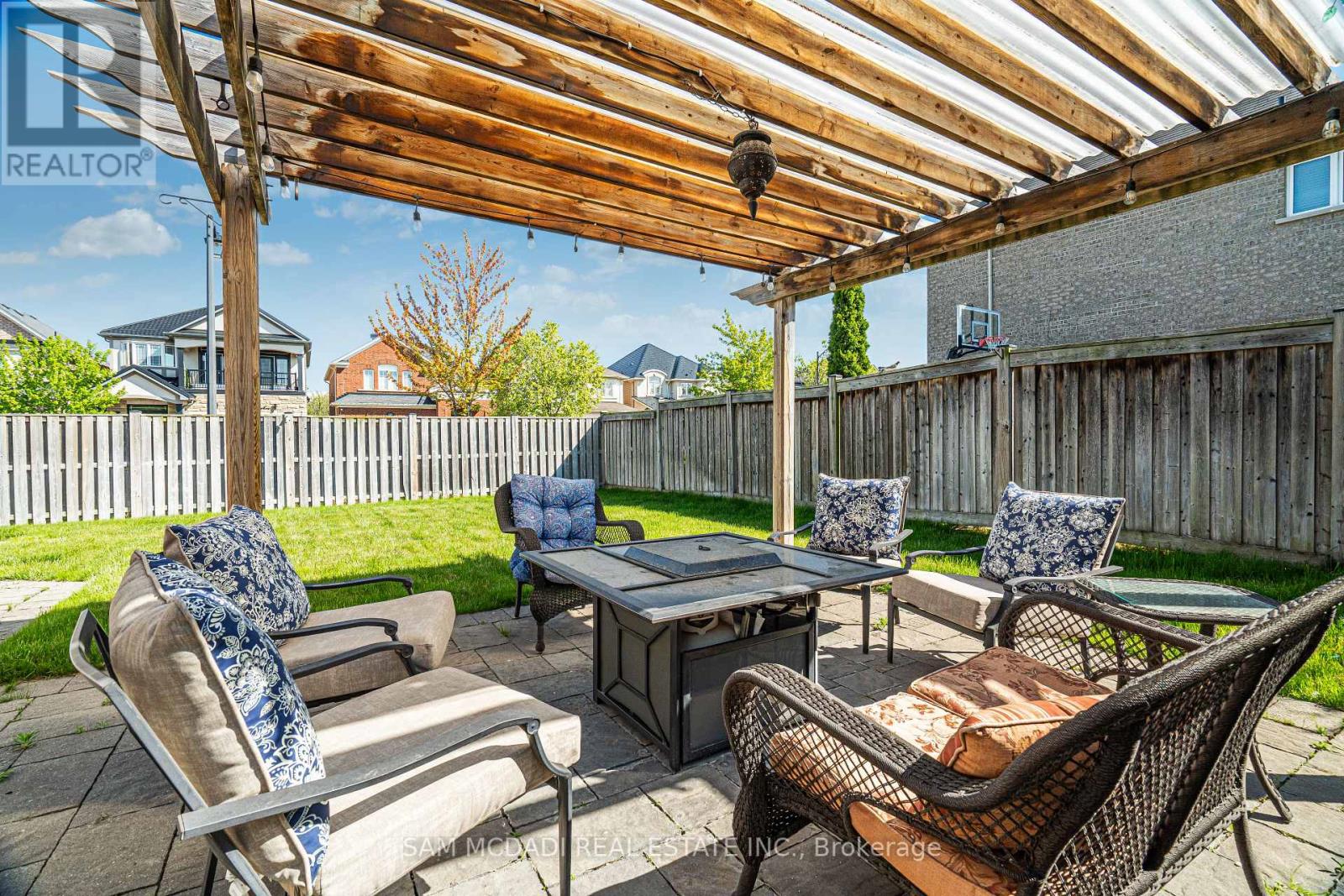 700 Serafini Crescent, Milton, Ontario  L9T 7P4 - Photo 44 - W12072202