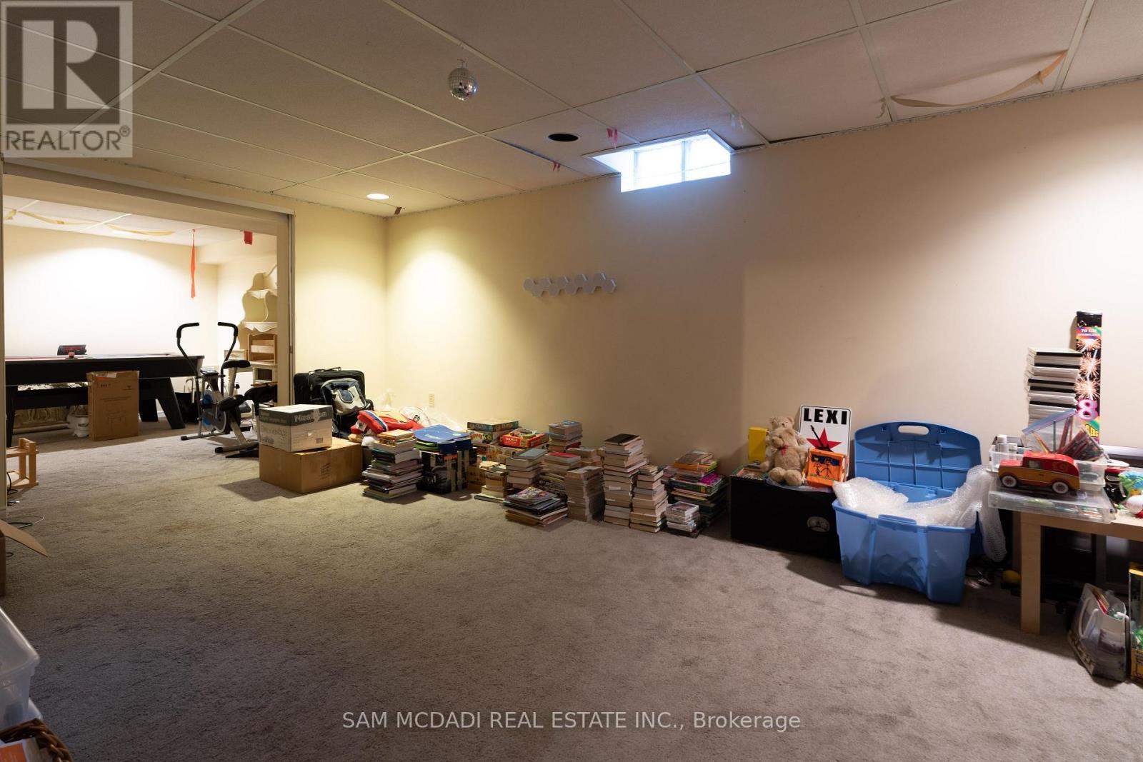 6127 Cheega Court, Mississauga, Ontario  L5N 3Y9 - Photo 32 - W12135125