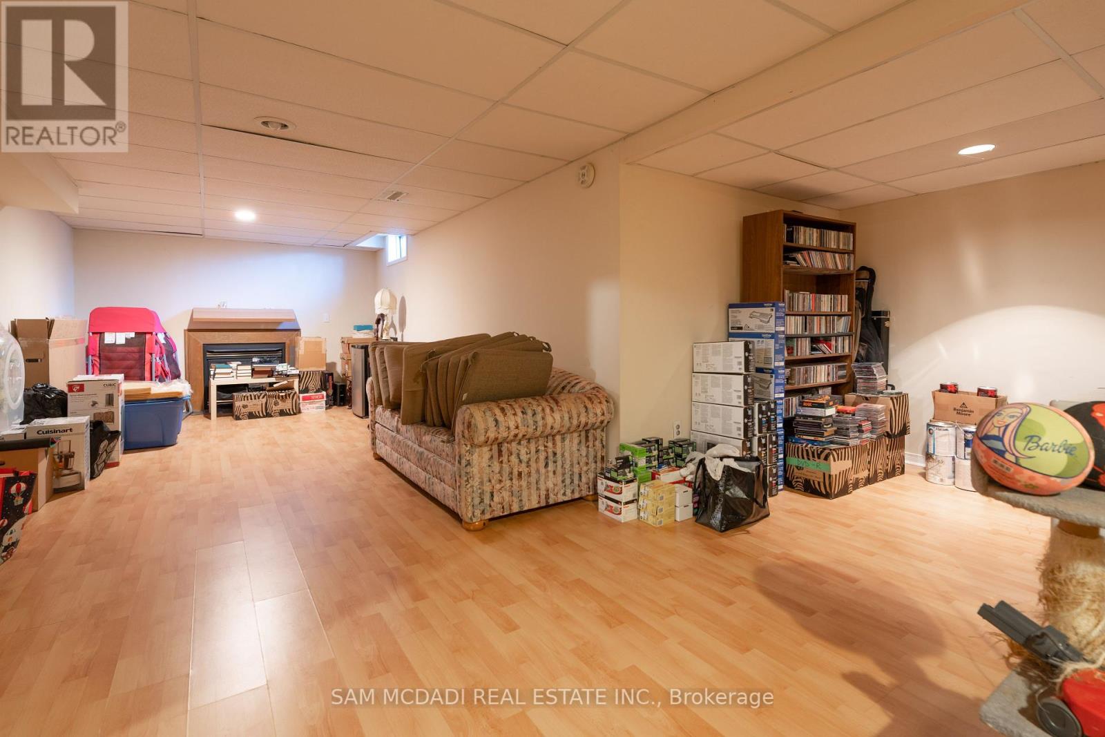 6127 Cheega Court, Mississauga, Ontario  L5N 3Y9 - Photo 31 - W12135125