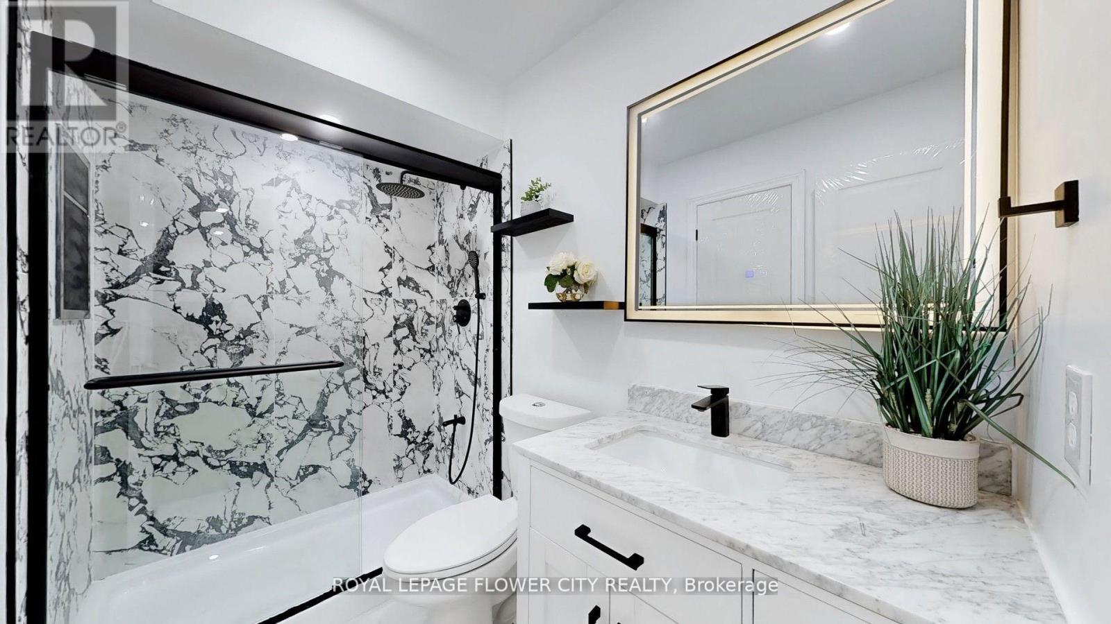 101 Chipmunk Crescent, Brampton, Ontario  L6R 1B4 - Photo 26 - W12145171
