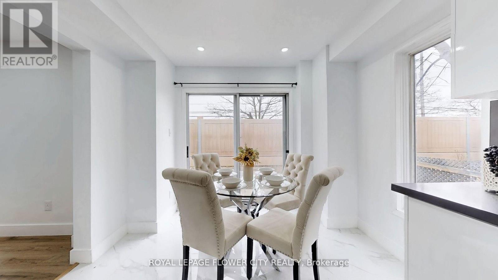 101 Chipmunk Crescent, Brampton, Ontario  L6R 1B4 - Photo 10 - W12145171