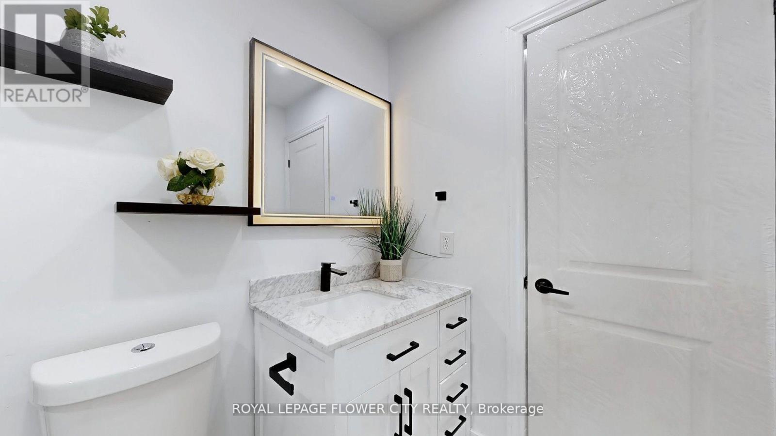 101 Chipmunk Crescent, Brampton, Ontario  L6R 1B4 - Photo 27 - W12145171