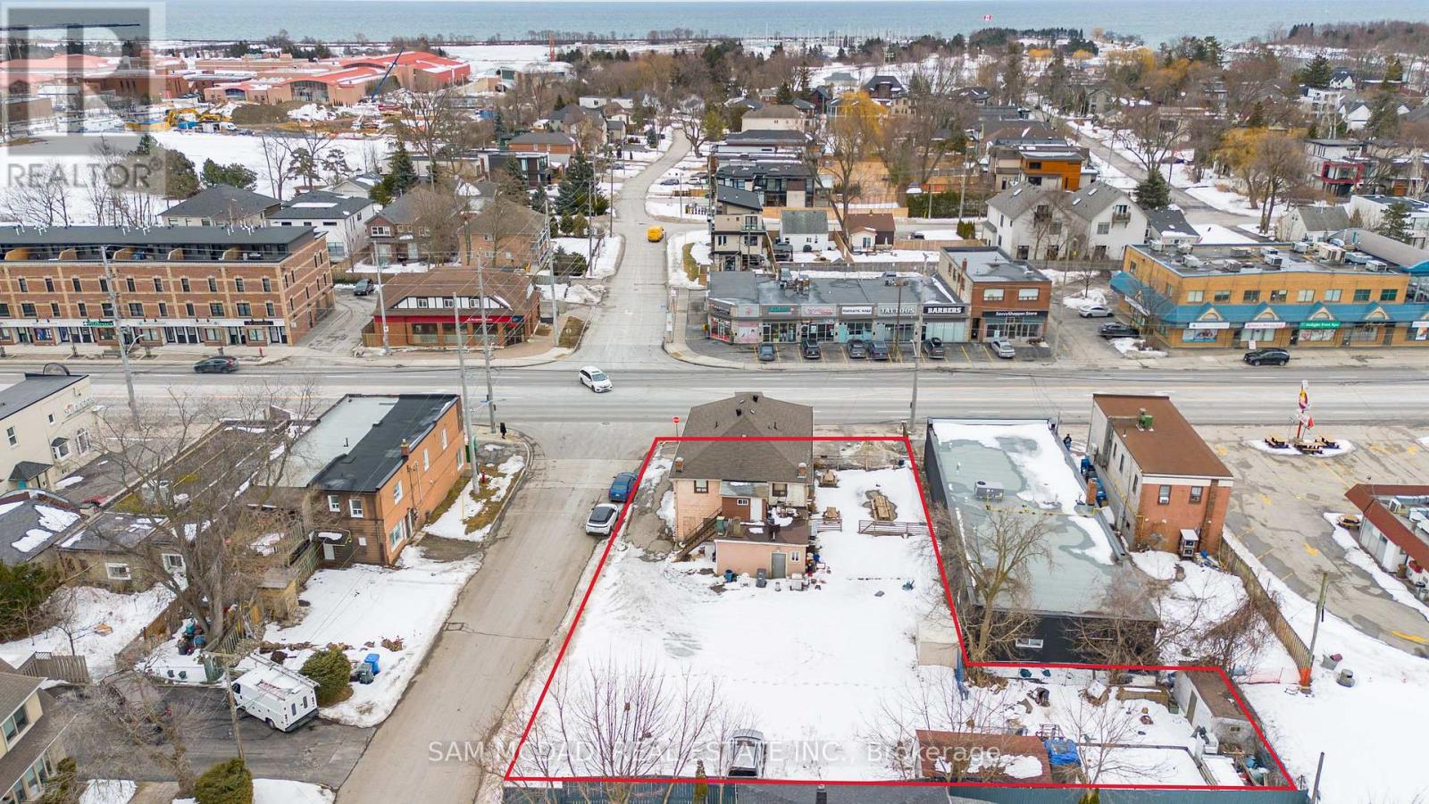 733-735 Lakeshore Road E, Mississauga, Ontario  L5G 1J7 - Photo 15 - W12179672
