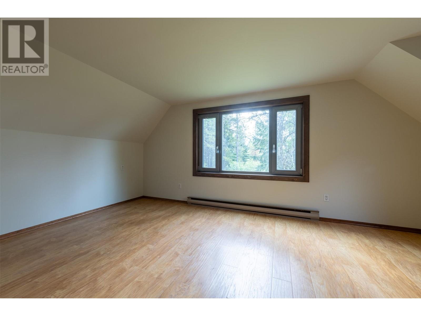 1615 Campbell Road, Golden, BC V0A1H7