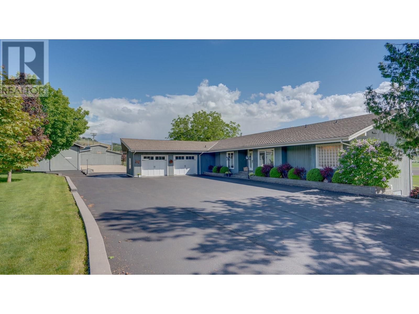 620 Mountview Road, Vernon, British Columbia  V1B 3A7 - Photo 1 - 10349790