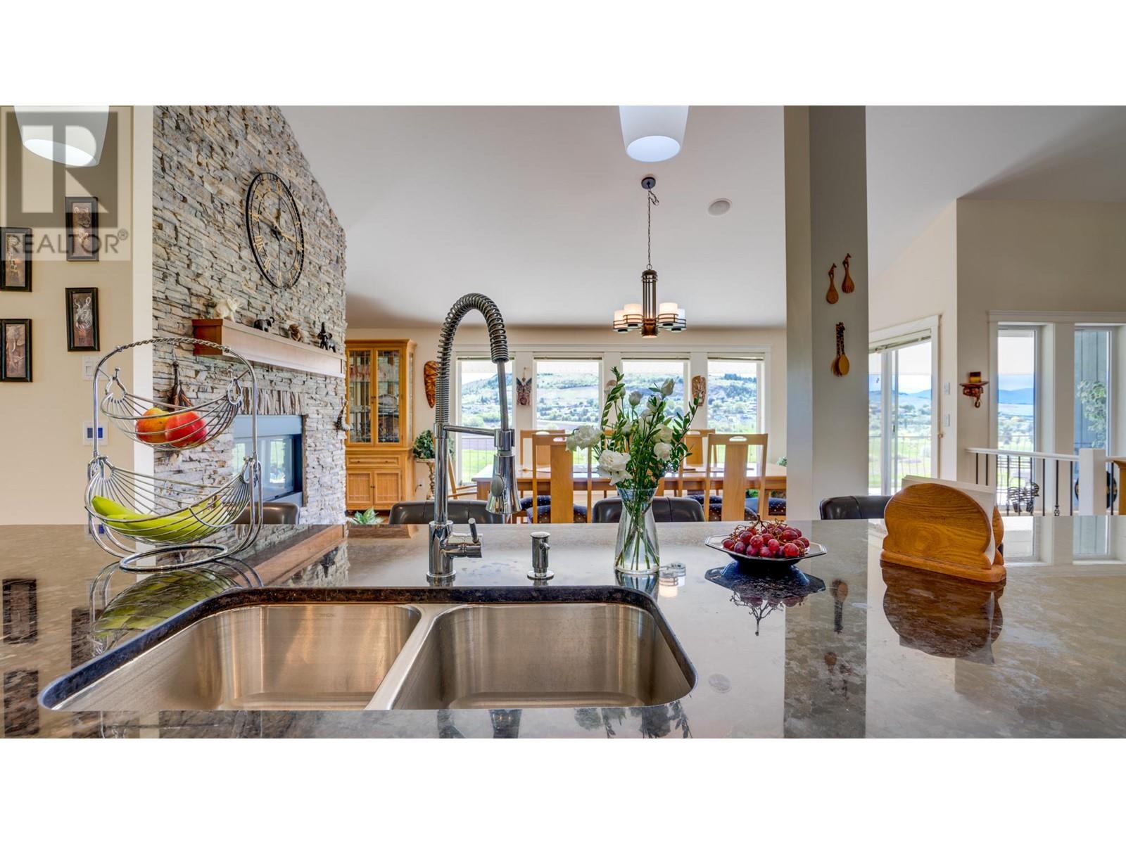 620 Mountview Road, Vernon, British Columbia  V1B 3A7 - Photo 13 - 10349790