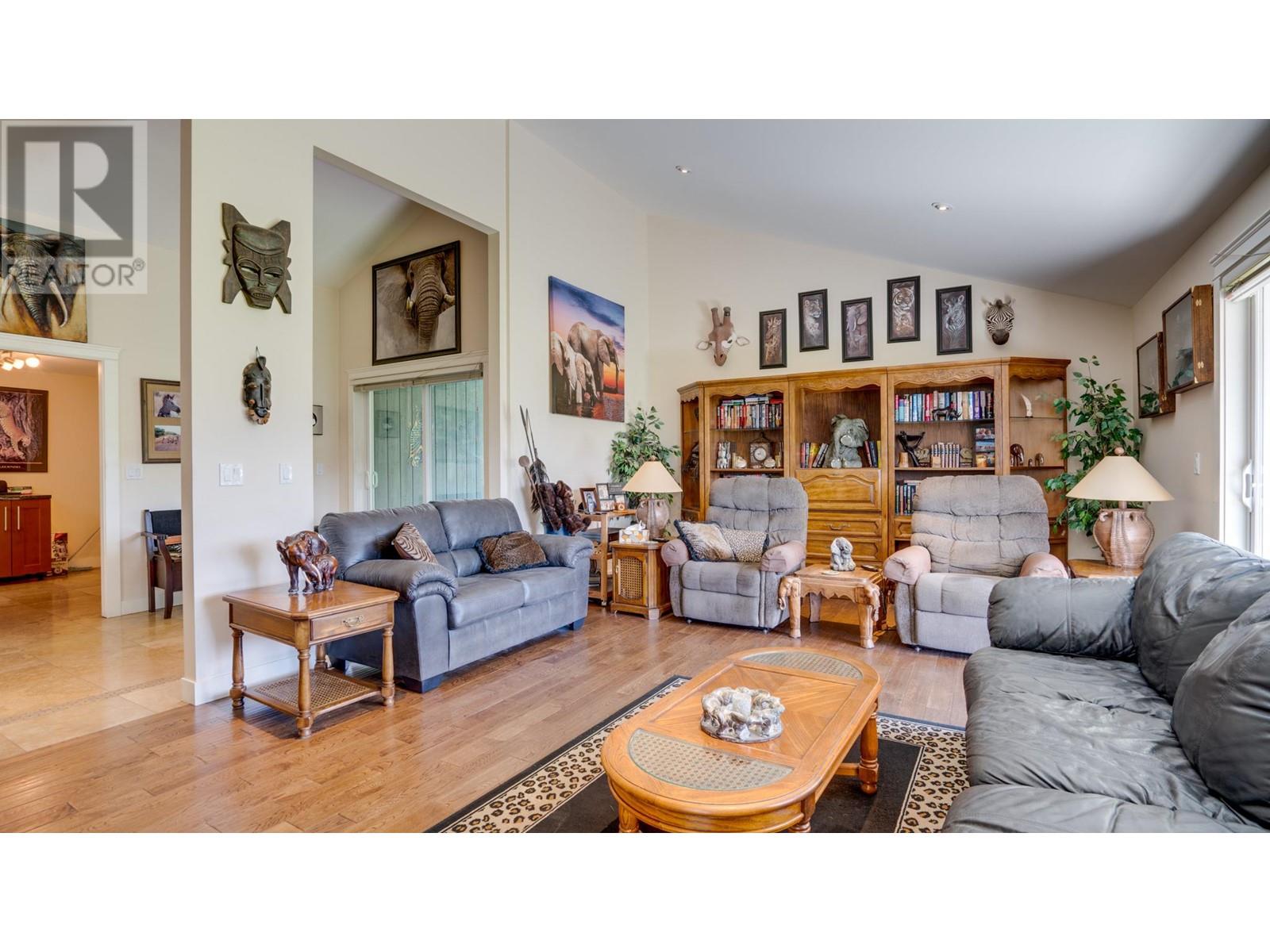 620 Mountview Road, Vernon, British Columbia  V1B 3A7 - Photo 19 - 10349790