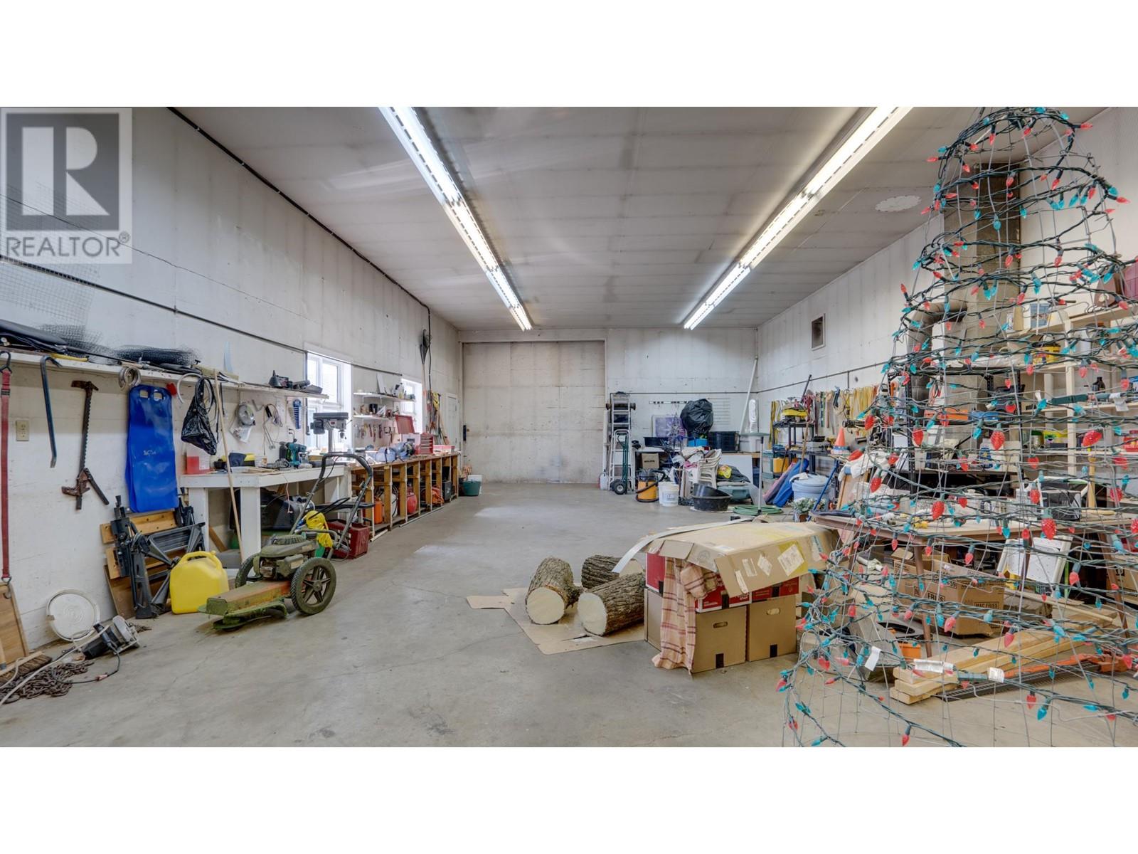 620 Mountview Road, Vernon, British Columbia  V1B 3A7 - Photo 48 - 10349790