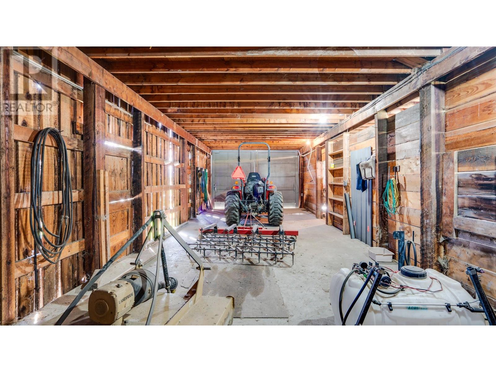 620 Mountview Road, Vernon, British Columbia  V1B 3A7 - Photo 50 - 10349790