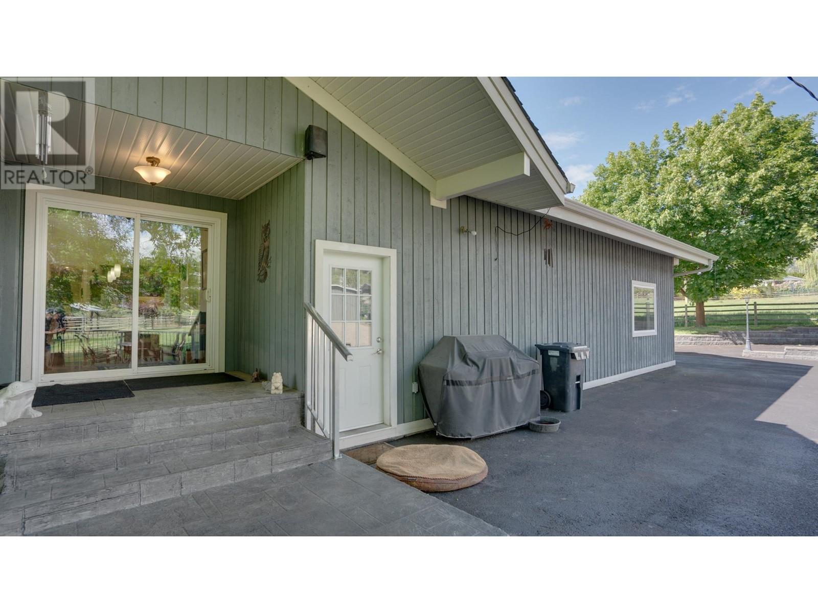 620 Mountview Road, Vernon, British Columbia  V1B 3A7 - Photo 57 - 10349790