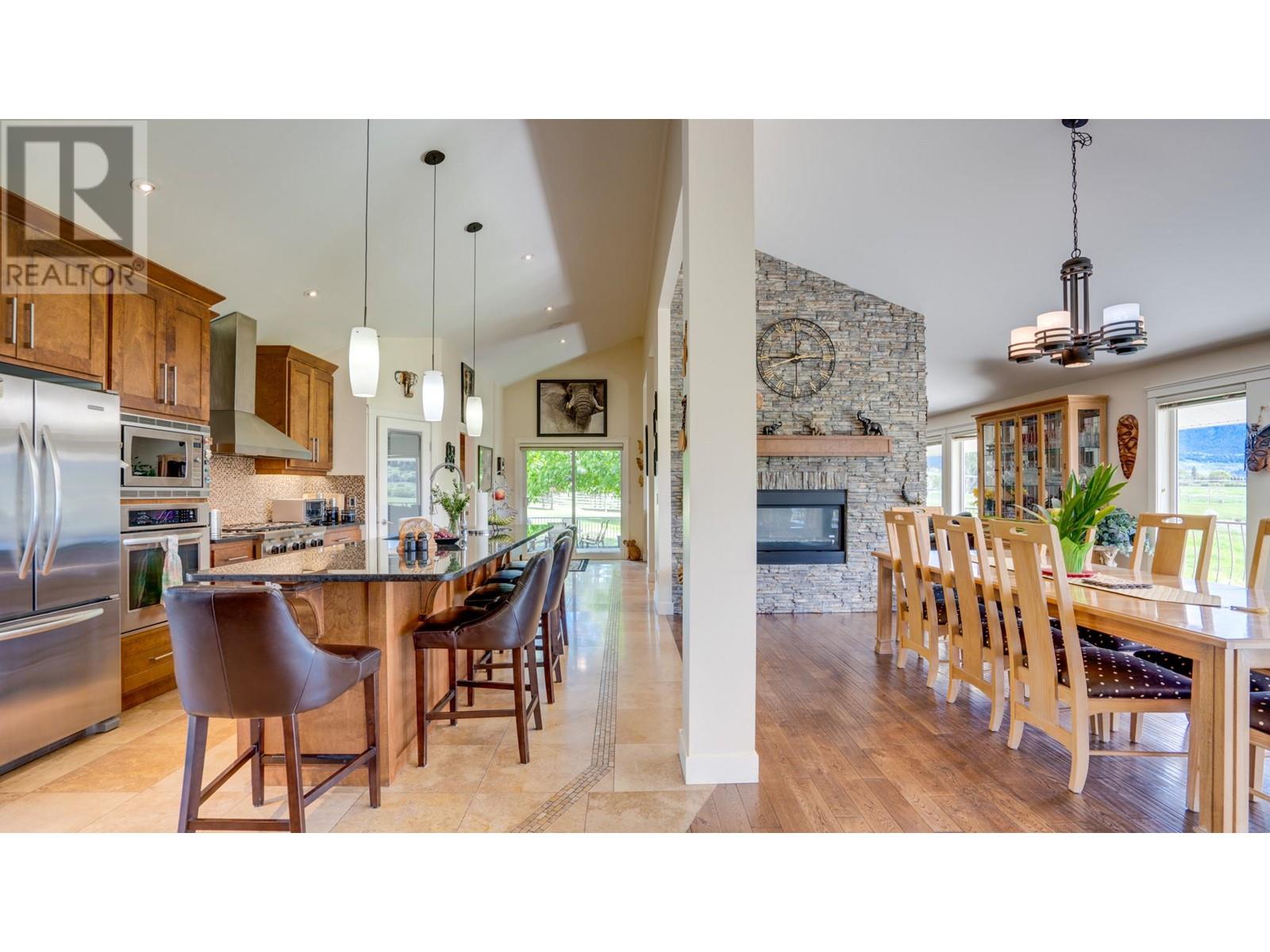 620 Mountview Road, Vernon, British Columbia  V1B 3A7 - Photo 7 - 10349790