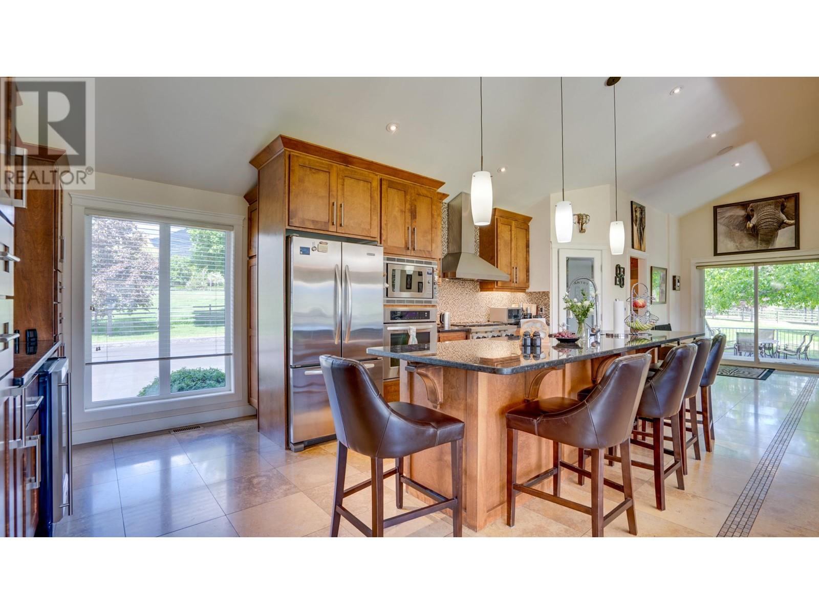 620 Mountview Road, Vernon, British Columbia  V1B 3A7 - Photo 9 - 10349790