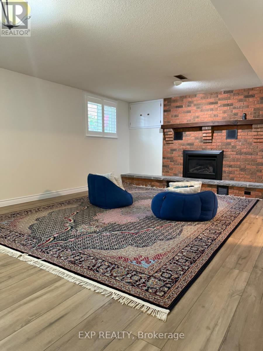 15 LAGUNA CRESCENT, St. Catharines, Ontario