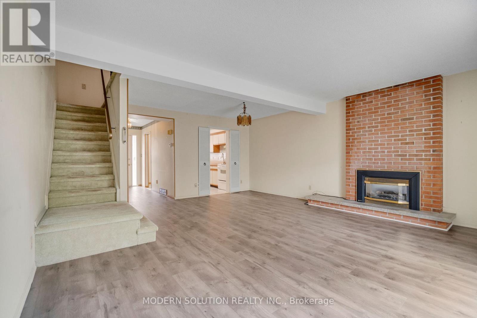 107 - 77 Linwell Road, St. Catharines (Lakeport), Ontario  L2N 6R1 - Photo 7 - X12183114
