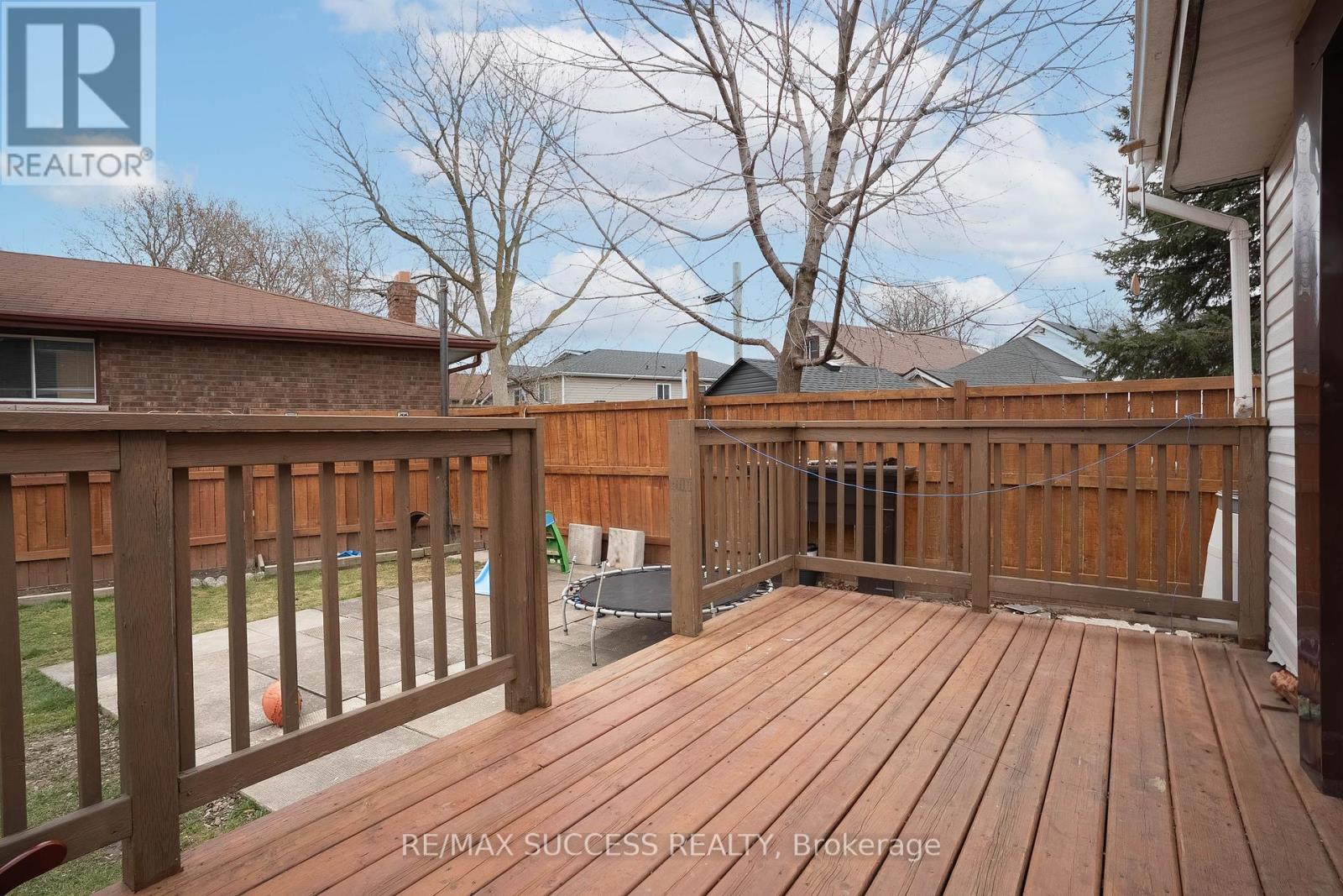 78 Currie Street, St. Catharines, Ontario  L2M 5N1 - Photo 17 - X12183137