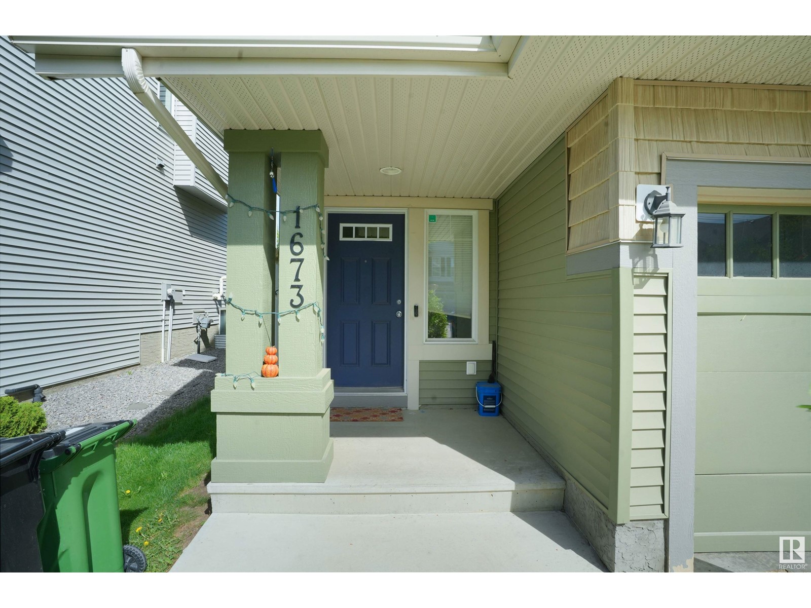 1673 Chapman Wy Sw, Edmonton, Alberta  T6W 0Y5 - Photo 2 - E4439295