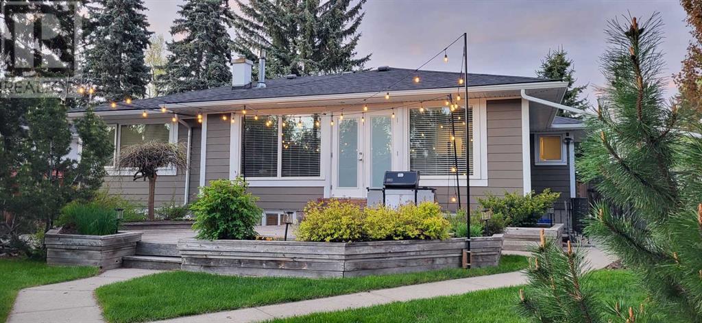 2227 Halifax Crescent Nw, Calgary, Alberta  T2M 4E1 - Photo 33 - A2222409