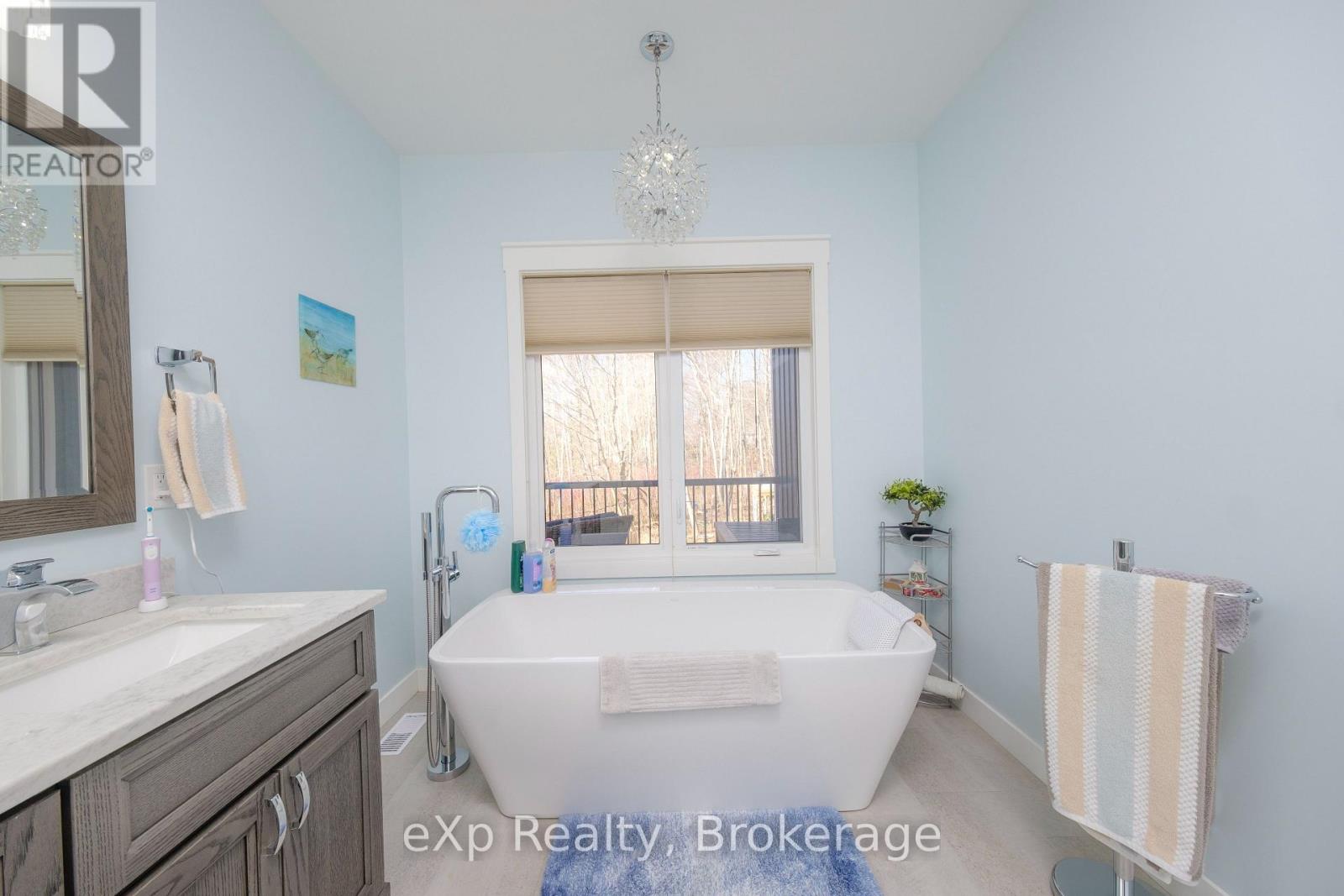 94 Birch Street, South Bruce Peninsula, Ontario  N0H 2G0 - Photo 18 - X12110263