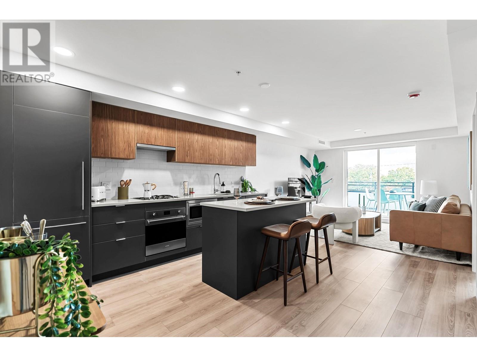 102 2419 Grant Street, Vancouver, British Columbia  V0V 0V0 - Photo 3 - R3009064
