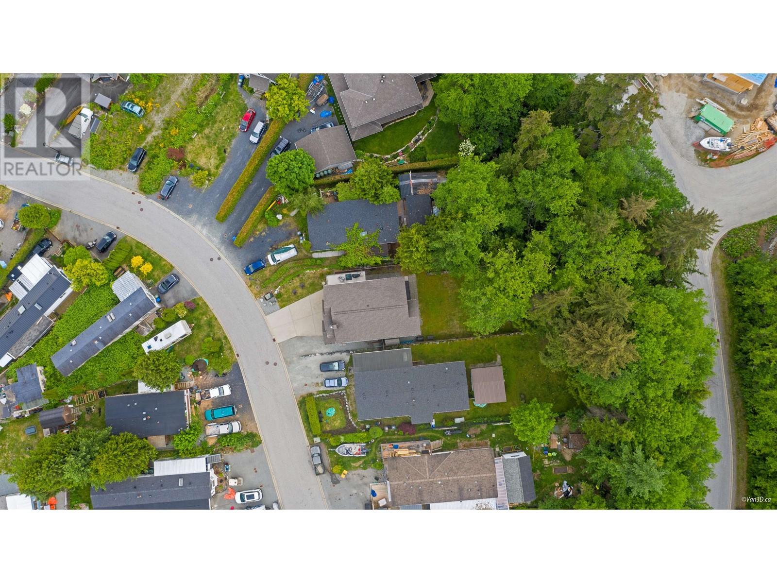 746 Upper Crescent, Squamish, British Columbia  V8E 0V7 - Photo 36 - R3009069