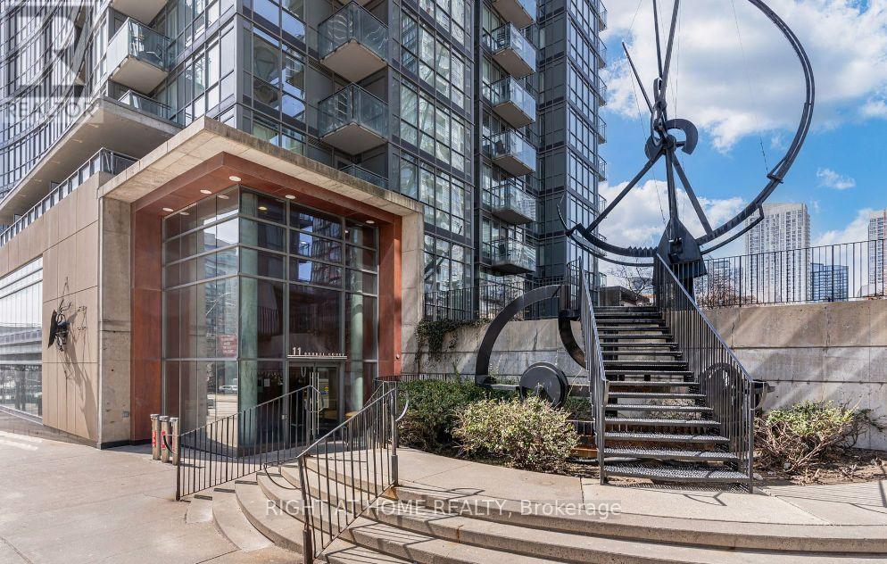 607 - 11 Brunel Court, Toronto, Ontario  M5V 3Y3 - Photo 2 - C12183155