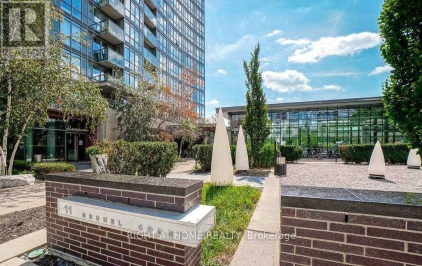 607 - 11 Brunel Court, Toronto, Ontario  M5V 3Y3 - Photo 3 - C12183155