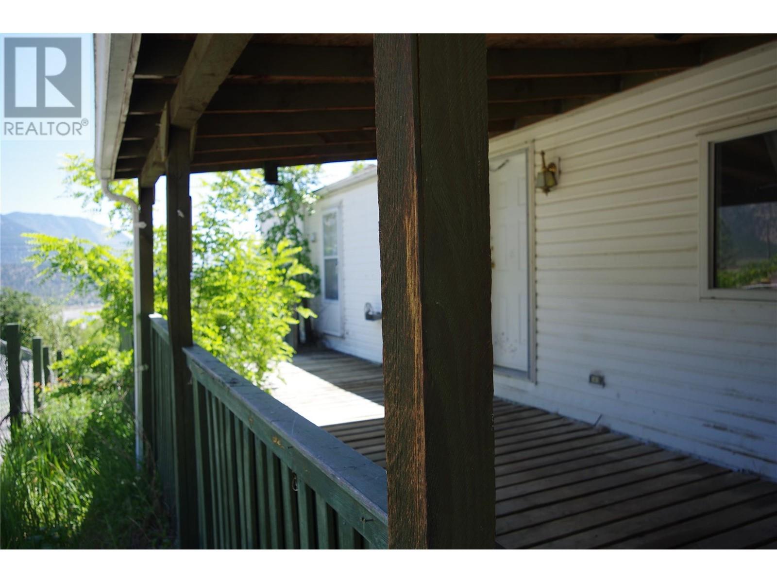 665 Victoria Street, Lillooet, British Columbia  V0K 1V0 - Photo 3 - 10349999