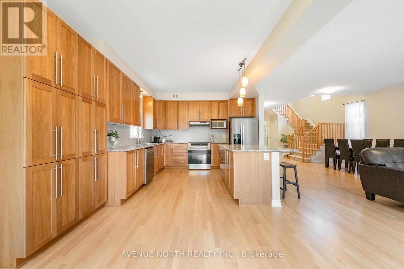 534 Golden Sedge Way, Ottawa, Ontario  K1T 0G5 - Photo 14 - X12183174