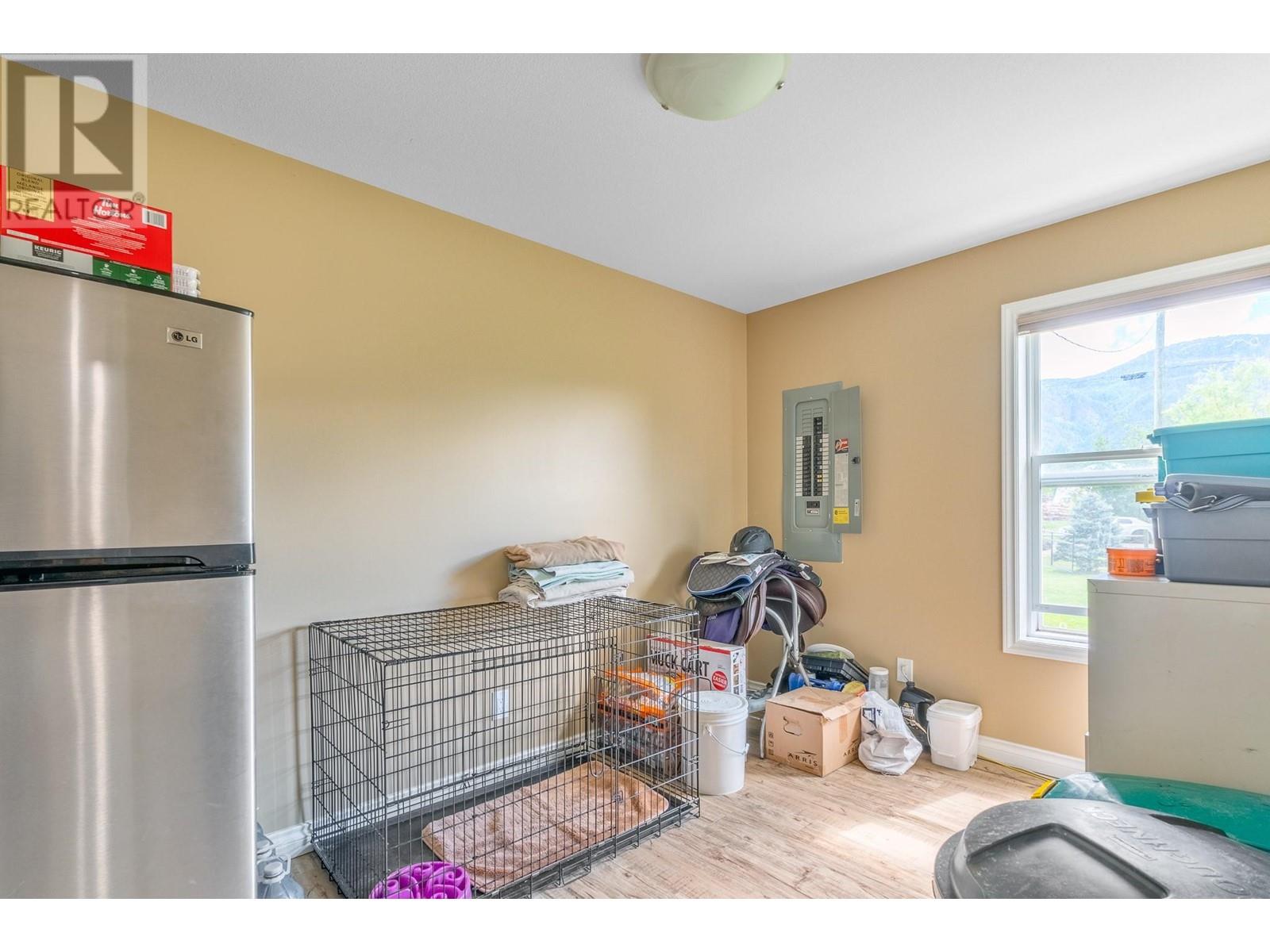 94 Tomkinson Road, Grindrod, British Columbia  V0E 1Y0 - Photo 15 - 10349015