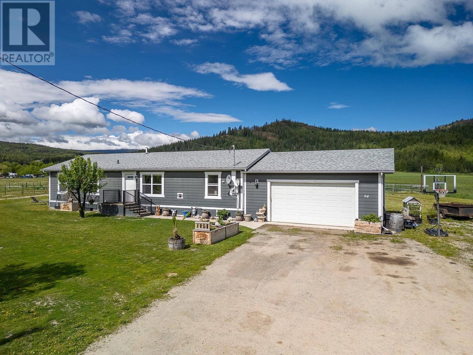 94 Tomkinson Road, Grindrod, British Columbia  V0E 1Y0 - Photo 3 - 10349015