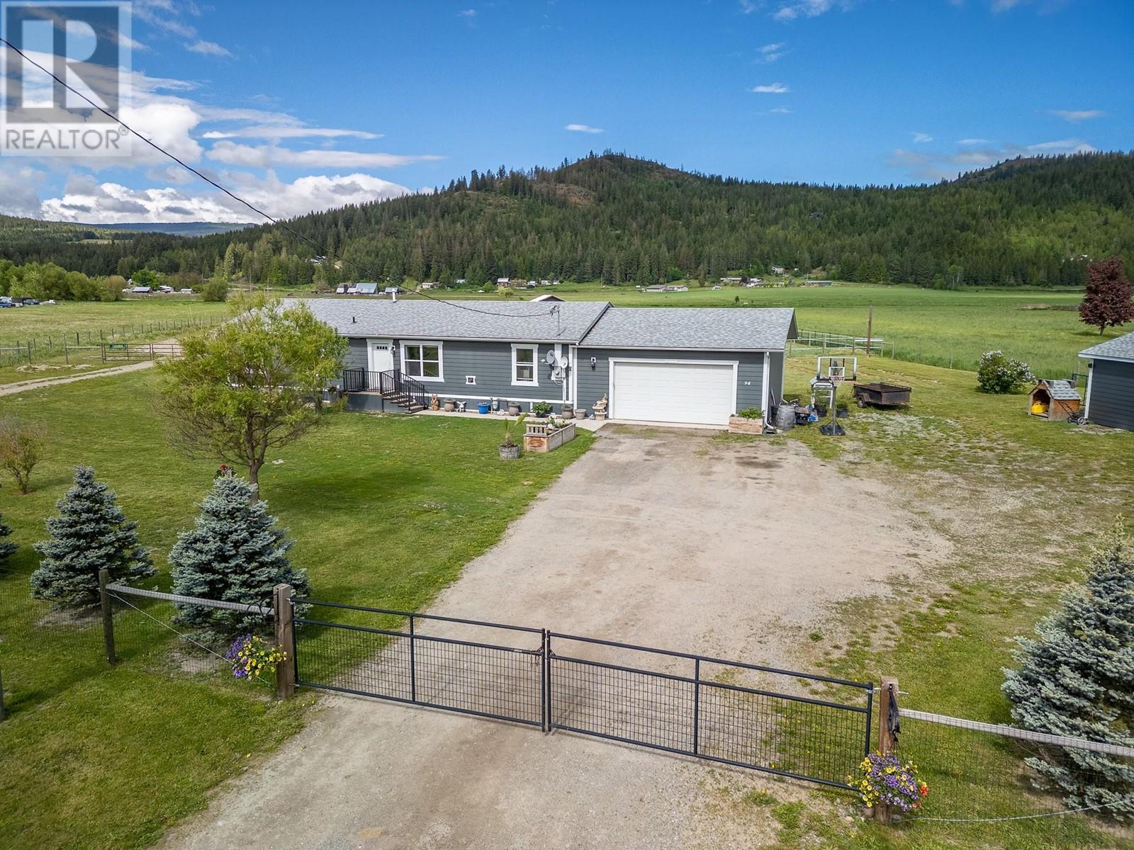 94 Tomkinson Road, Grindrod, British Columbia  V0E 1Y0 - Photo 2 - 10349015