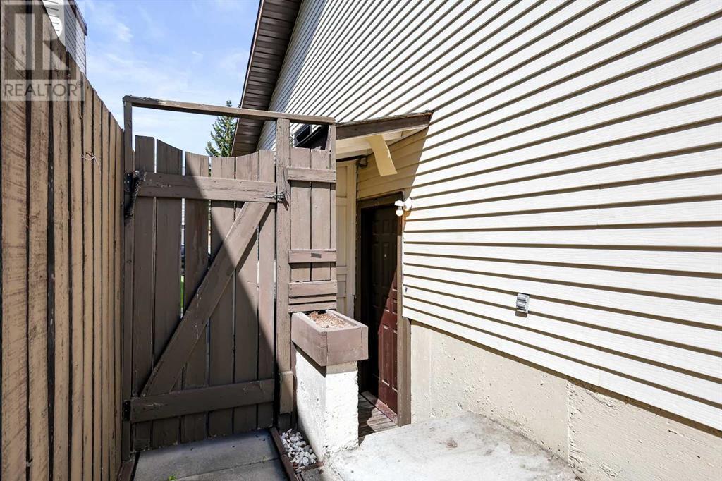 154 Woodglen Grove Sw, Calgary, Alberta  T2W 4S8 - Photo 30 - A2224798